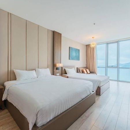 Kn Panorama Beachfront Condotel На Транг Екстериор снимка