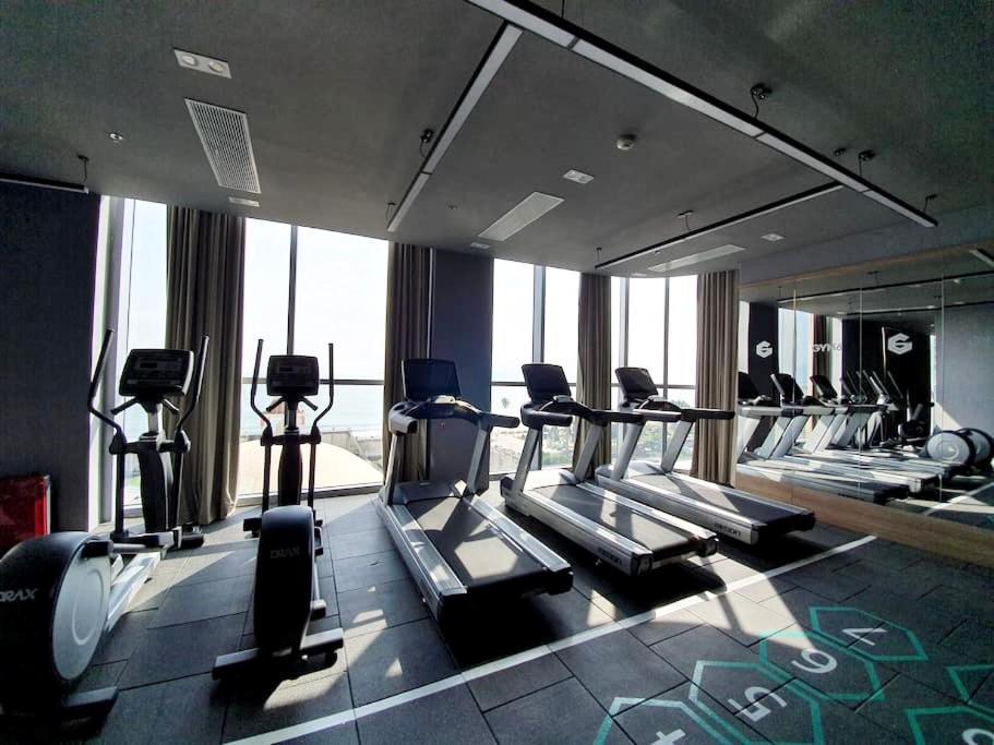Kn Panorama Beachfront Condotel На Транг Екстериор снимка