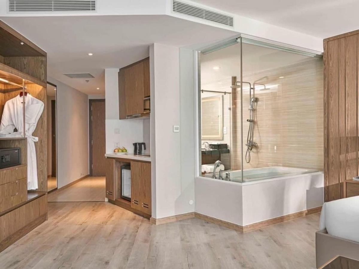 Kn Panorama Beachfront Condotel На Транг Екстериор снимка